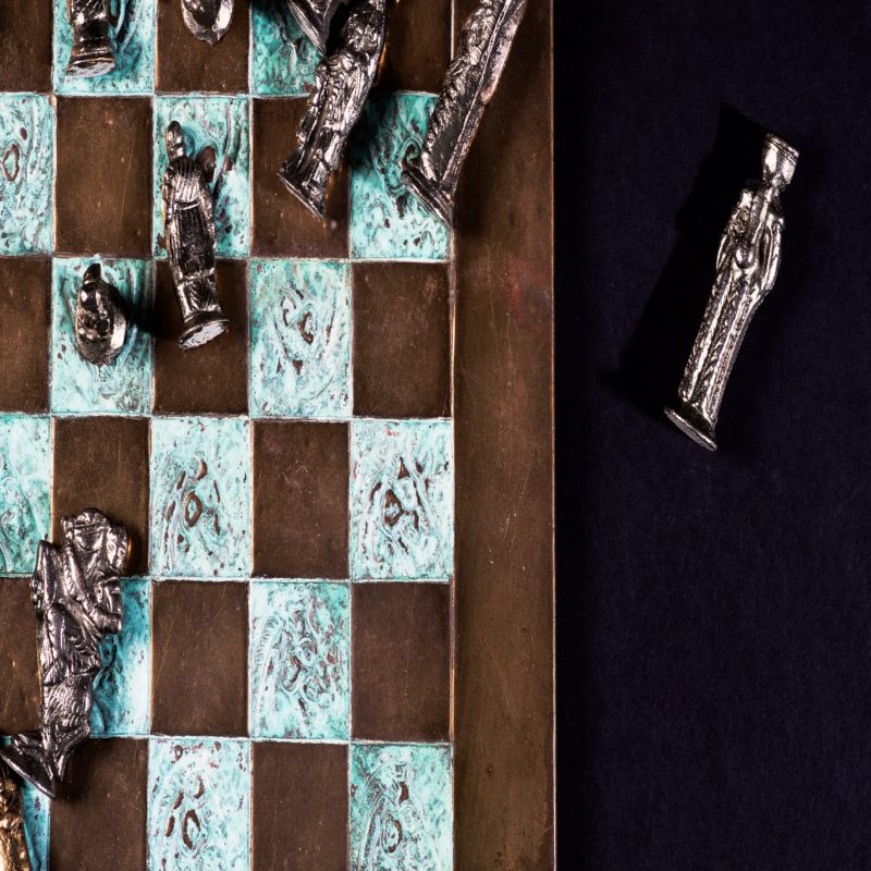 Adapt to cloud - chess board - turrito